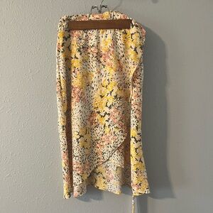 4 petite midi faux wrap style skirt, new with tags